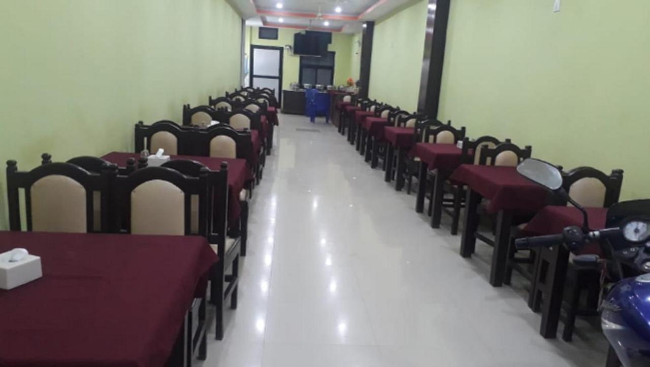Buddha Palace Restaurant By Wb Inn Rummindei Bagian luar foto